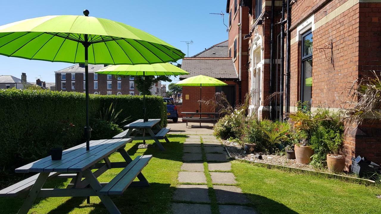 Guest house The Mon Bridlington